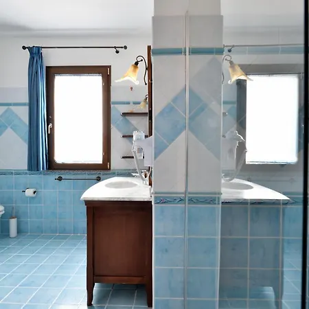 Maison d'hôtes Sa Omu Bianca *