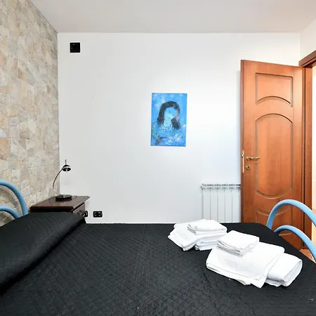 Πανσιόν Sa Omu Bianca Tortolì