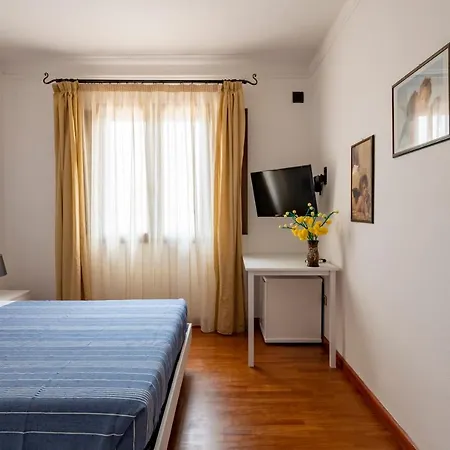 Affittacamere Sa Omu Bianca *