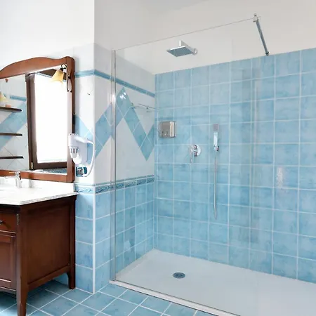 Sa Omu Bianca Guest house 3*